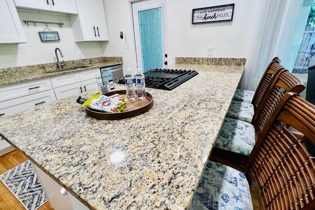 Luxury 2/2 Private Oasis W/Hot Tub Walk To Beach Cape Canaveral Exterior foto