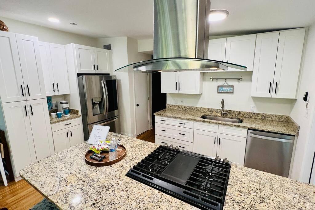 Luxury 2/2 Private Oasis W/Hot Tub Walk To Beach Cape Canaveral Exterior foto
